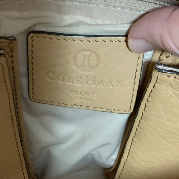 COLE HAAN Pebbled Leather Bag Top Handle Medium Satchel Luxe Neutral Early 2010s - Picture 12 of 14